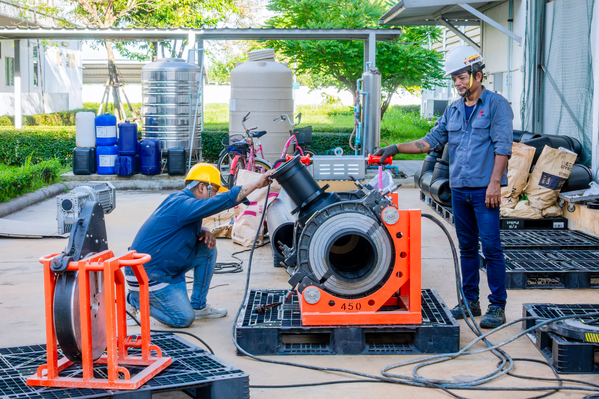 งานติดตั้งท่อ HDPE สำหรับคูลลิ่งทาวเวอร์ - Image 3